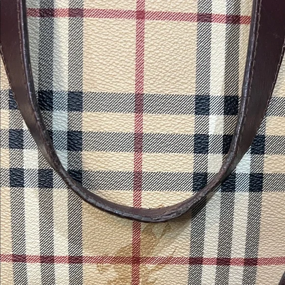 Burberry Vintage Haymarket Check Tote Bag in Coated Canvas and Leather - Picture 2 of 15